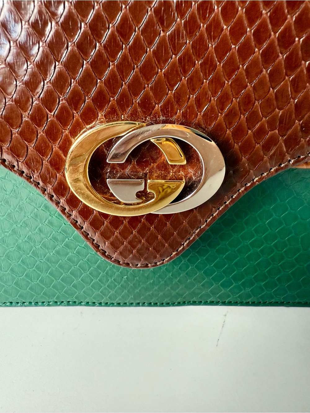 Gucci Zumi Multicolor Python Shoulder Bag - Picture 3 of 14